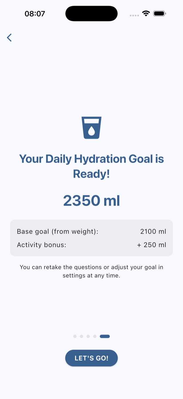 A daily goal of 2350 ml, made of a base goal from weight plus an activity bonus